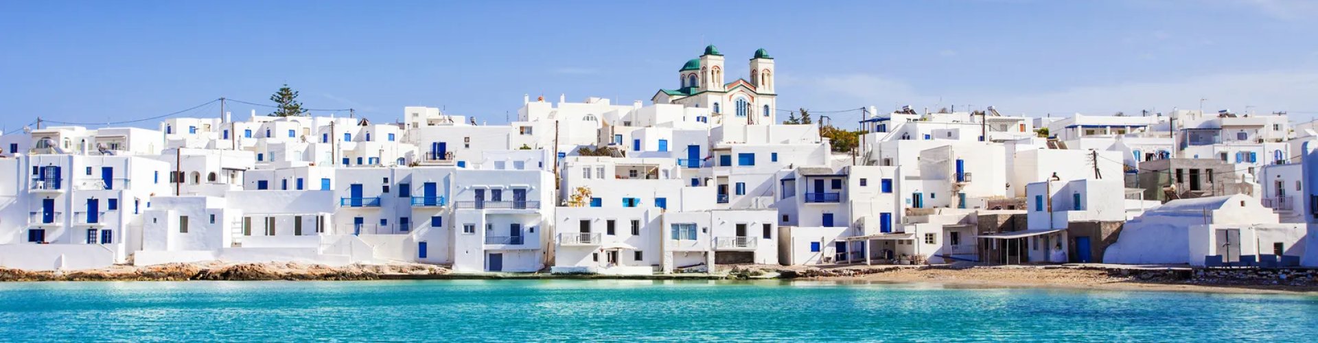 Páros night skyline