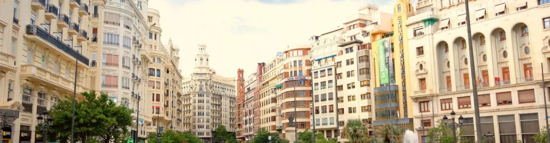 Valencia low emission zone street signs