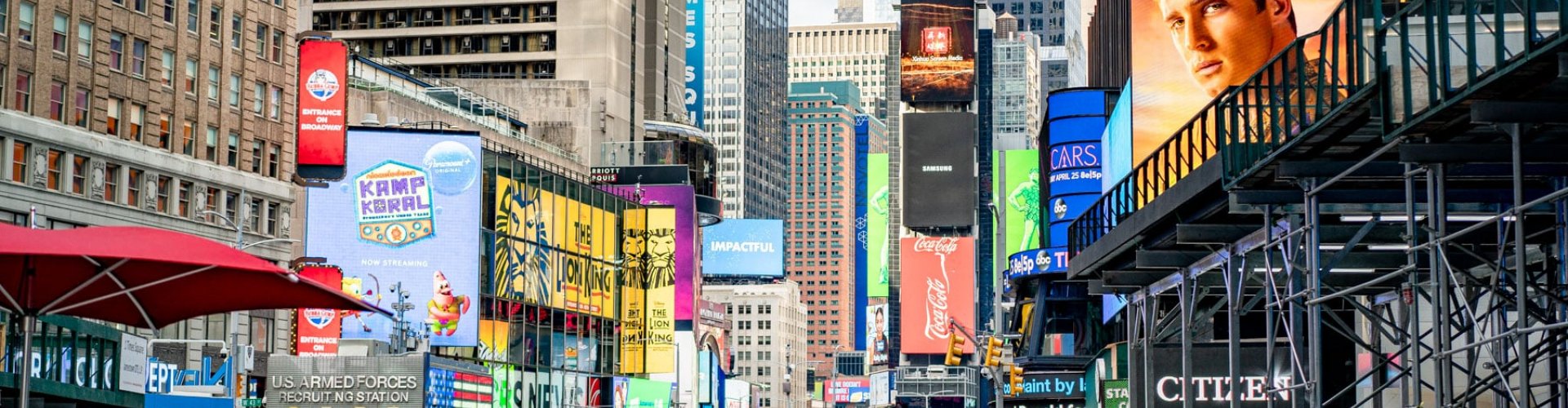 Driving rules and signage in New York, NY, US