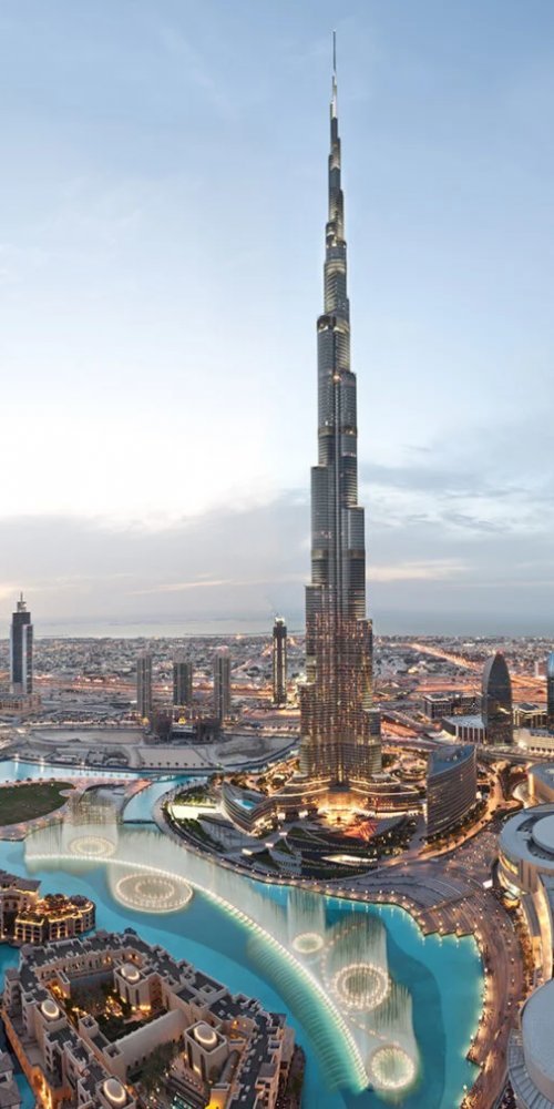 Dubai driving scene